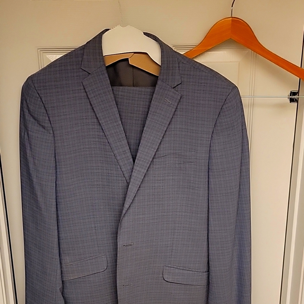 Suit